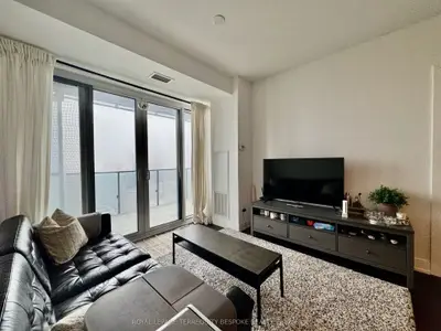 7 Grenville Street 3011, Toronto C01, ON M4Y 0E9