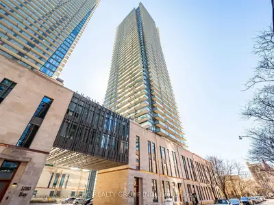 65 St Mary Street 805, Toronto C01, On M5s 0a6