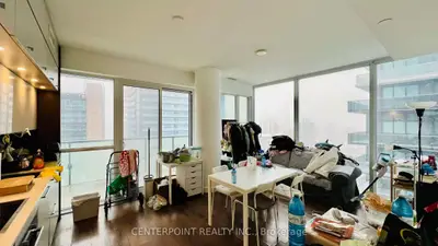 15 Grenville Street 2509, Toronto C01, On M4y 0b9