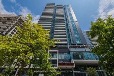 225 Sumach Street 2712, Toronto C08, ON M5A 3K3