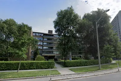 42 Thorncliffe Park Drive 506, Toronto C11, On M4h 1k1