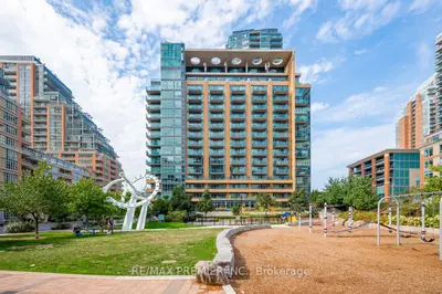 69 Lynn Williams Street 812, Toronto C01, On M6k 3r7