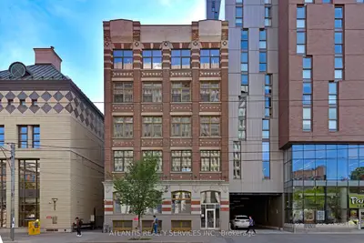 243 College Street 100, Toronto C01, ON M5T 1R5
