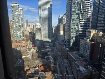 44 St Joseph Street 2211, Toronto C01, ON M4Y 2W4