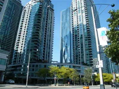 12 Yonge Street 401, Toronto C01, ON M5E 1Z9