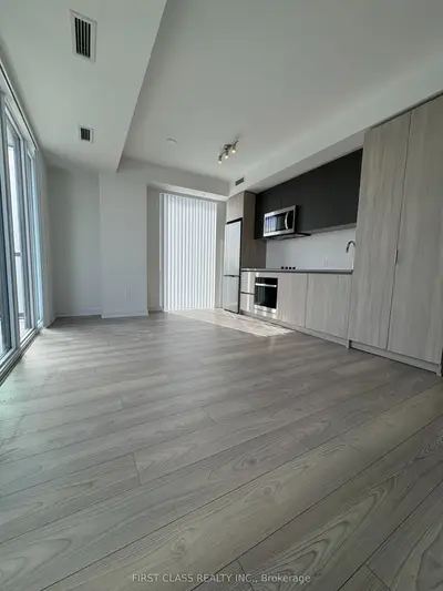 5858 Yonge Street 2415, Toronto C07, ON M2M 0C6