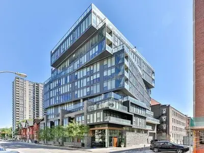 15 Beverley Street 1006, Toronto C01, On M5t 0b3