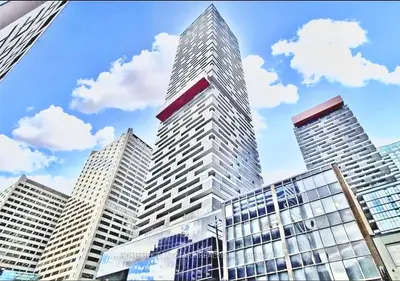 8 Eglinton Avenue E 2207, Toronto C10, On M4p 0c1