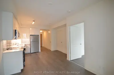 4955 Yonge Street 801, Toronto C14, ON M2N 0L8