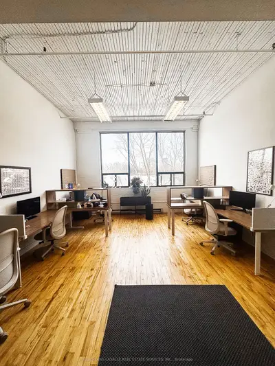 26 Soho Street 335-345, Toronto C01, ON M5T 1A8
