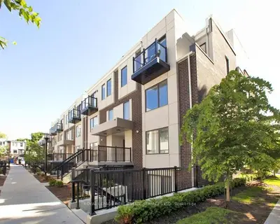 35 Valley Woods Road 513, Toronto C13, ON M3A 2R5