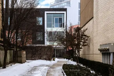 113 Dupont Street 201, Toronto C02, On M5r 1v4