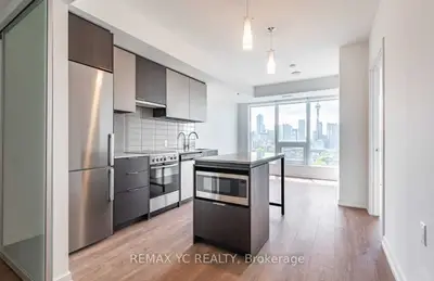 203 College Street 2601, Toronto C01, ON M5T 1P9