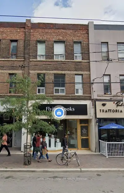 784 College Street 3rd Floor, Toronto C01, ON M6G 1C6