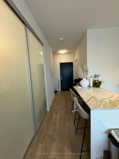 158 Front Street E 820, Toronto, On M5a 0k9