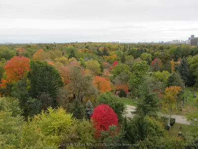 35 Merton Street 1506, Toronto C10, ON M4S 3G4