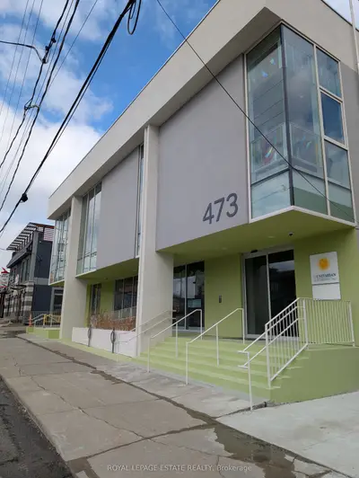 473 Oakwood Avenue (Main Level), Toronto C03, ON M6E 2W4
