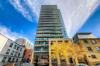 105 GEORGE Street 703, Toronto C08, ON M5A 0L4