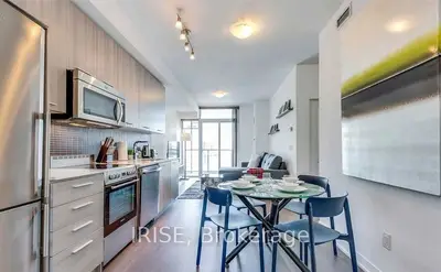 105 George Street 703, Toronto, On M5a 0l4