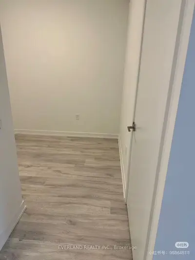 8 Olympic Garden Drive S501, Toronto C14, ON M2M 0B9