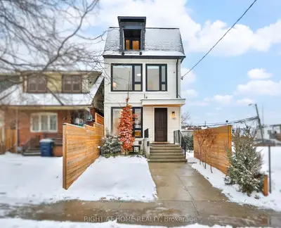 193 Winnett Avenue, Toronto C03, ON M6C 3L8