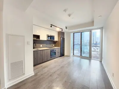 5 Defries Street 619, Toronto C08, On M5a 3r4