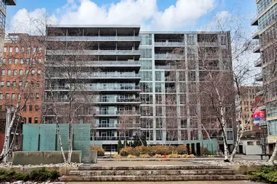 399 Adelaide Street W 814, Toronto C01, On M5v 1s1
