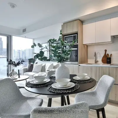 319 Jarvis Street S 1916, Toronto C08, On M5b 0c8
