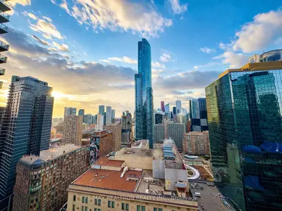 15 Grenville Street 2701, Toronto C01, ON M4Y 0B9