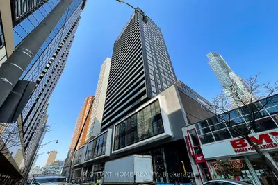 20 Edward Street 1819, Toronto C01, On M5g 1c9