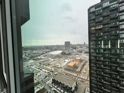 1 Quarrington Lane 2510, Toronto C13, ON M3C 0S4