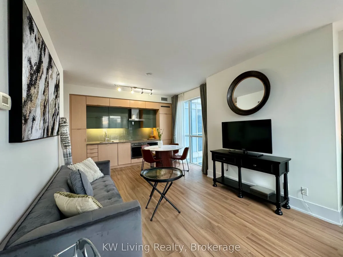 300 Front Street W 3012, Toronto, On M5v 0e9
