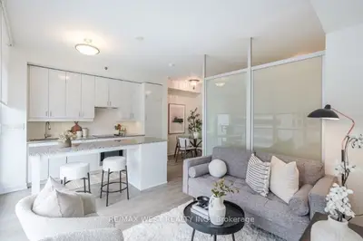 426 University Avenue 2210, Toronto C01, On M5g 1s9