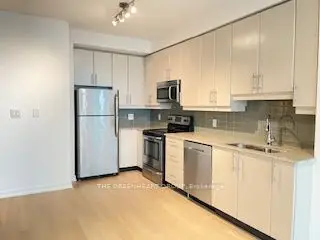 33 Bay Street 4206, Toronto C01, ON M5J 2Z3