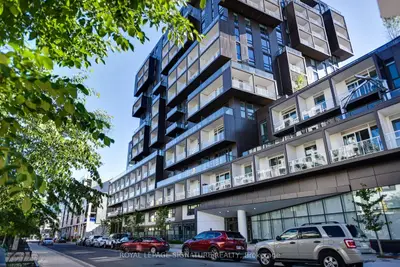 80 Vanauley Street 506, Toronto C01, ON M5T 2H6