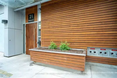 21 Nelson Street 225, Toronto C01, ON M5V 3H9