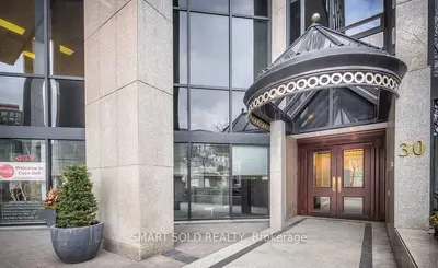 30 Wellington Street E 2202, Toronto C08, On M5e 1s3