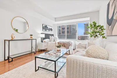 1005 King Street W 341, Toronto C01, On M6k 3m8