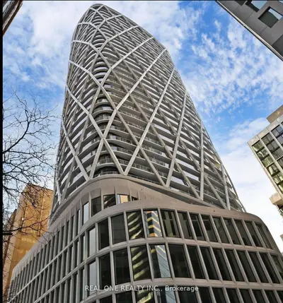 230 Simcoe Street 2317, Toronto C01, ON M5T 0G7