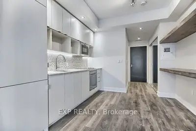 89 Mcgill Street 2603, Toronto C08, ON M5B 0B1