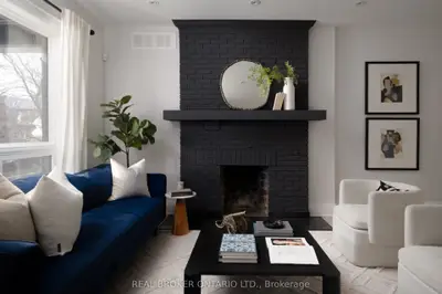 250 Havelock Street, Toronto C01, ON M6H 3B9