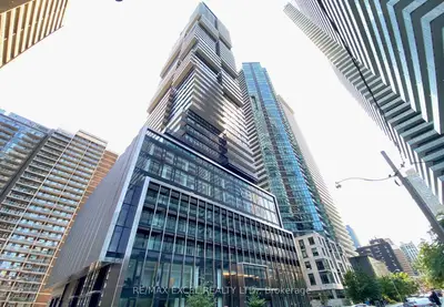 55 Charles Street E 3910, Toronto C08, ON M4Y 0J1