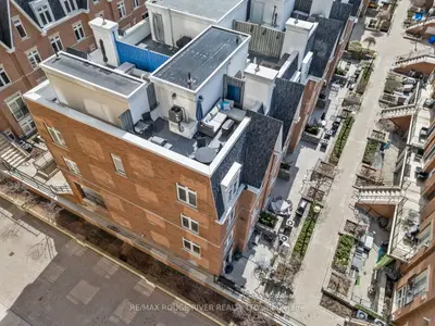 89 Lillian Street 28, Toronto C10, ON M4S 2H7
