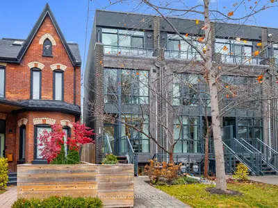 28a Givins Street, Toronto C01, On M6j 2x7