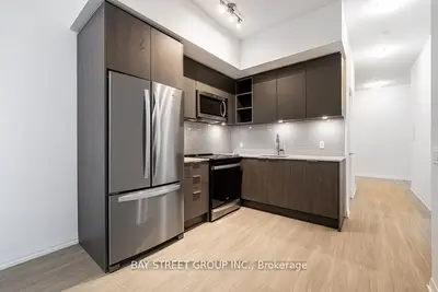 50 Dunfield Avenue 317, Toronto C10, ON M4S 3A4