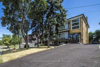 75 Garthdale Court Unit 1, Toronto C06, ON M3H 5P8