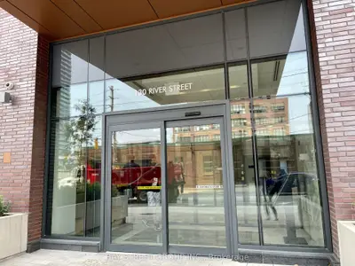 130 River Street 2412, Toronto C08, On M5a 0r8