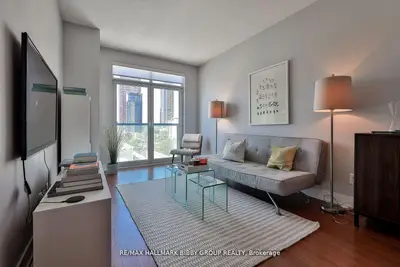 120 Homewood Avenue 1102, Toronto C08, ON M4Y 1J4