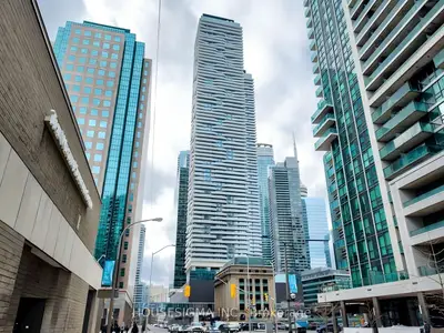 88 Harbour Street 4001, Toronto C01, On M5j 0c3