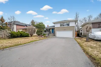 141 Clifton Avenue, Toronto C06, ON M3H 4L4